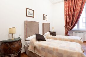 Elegant Salandra Suite