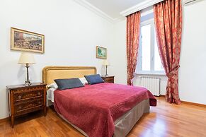 Elegant Salandra Suite