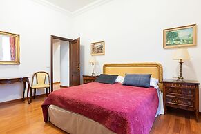 Elegant Salandra Suite