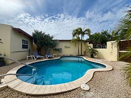 Bubali Gardens by Kamerlingh Villa