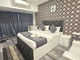 Astha Kandivali Service Apt