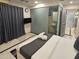 Astha Kandivali Service Apt