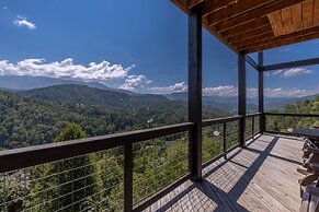 Stunning 4bedroom With Sky Views