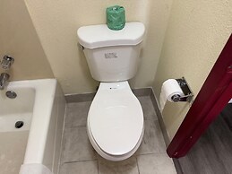 Budget Inn By Belvilla St George I-95