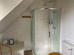 Highland Rooms - Room Only No Breakfast