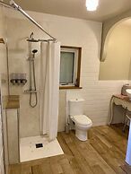 Highland Rooms - Room Only No Breakfast