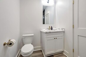 Roami at The Churchill