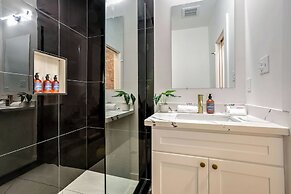 Roami at The Churchill