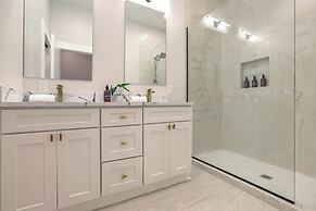 Roami at The Churchill