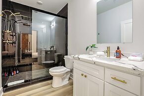 Roami at The Churchill