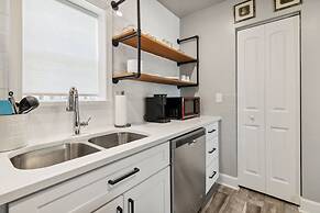 Beach 5 Villas - Immaculate 300 steps from the Ocean