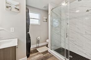 Beach 5 Villas - Immaculate 300 steps from the Ocean