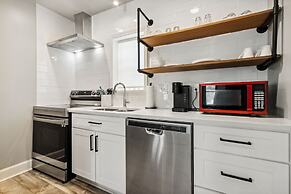 Beach 5 Villas - Immaculate 300 steps from the Ocean