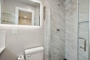 Beach 5 Villas - Immaculate 300 steps from the Ocean