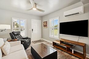 Beach 5 Villas - Immaculate 300 steps from the Ocean