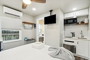 Beach 5 Villas - Immaculate 300 steps from the Ocean