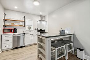 Beach 5 Villas - Immaculate 300 steps from the Ocean