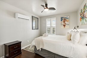 Beach 5 Villas - Immaculate 300 steps from the Ocean