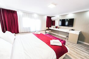 Hidden Pearls Boutique Hotel