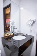 Hai Yen Hotel - 109 Tran Duy Hung