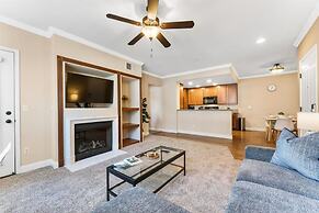 2BR Getaway Pool Gym Basketball Court Theater Access