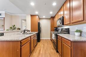 2BR Getaway Pool Gym Basketball Court Theater Access