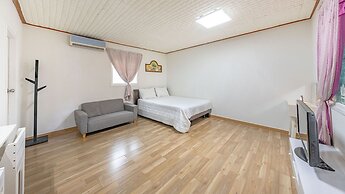 Gapyeong Hanulteo Pension