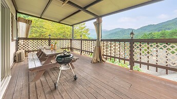 Gapyeong Hanulteo Pension