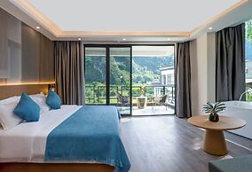 Yulong-Greenery Retreat