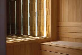 KUTSUROGI SAUNA and STAY