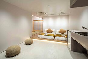 KUTSUROGI SAUNA and STAY