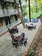 Cedar Woods - A Boutique Resort