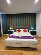 Platinum Suites By City Box