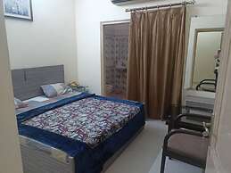 Goroomgo Royal Elite Inn Jalandhar