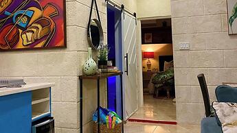 Have fun With the Whole Family at This Stylish Place With Smart Home F