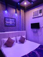 Goroomgo Shiv Kashi p. Guest house