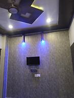 Goroomgo Shiv Kashi p. Guest house