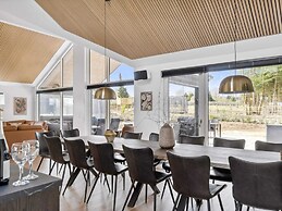 5 Star Holiday Home in Dronningmolle