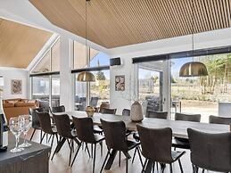 5 Star Holiday Home in Dronningmolle