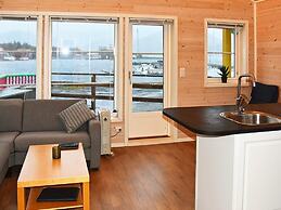 6 Person Holiday Home in Maloy