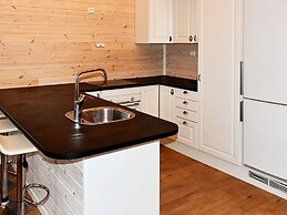 6 Person Holiday Home in Maloy