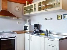 6 Person Holiday Home in Maloy