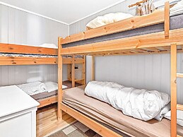 6 Person Holiday Home in Anneland