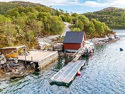 6 Person Holiday Home in Anneland