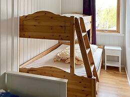 6 Person Holiday Home in Anneland