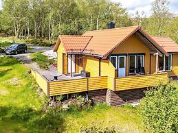 6 Person Holiday Home in Anneland