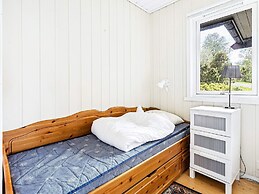 6 Person Holiday Home in Anneland