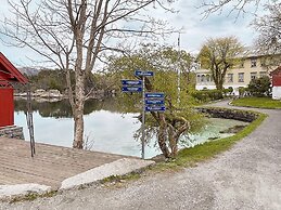 6 Person Holiday Home in Anneland