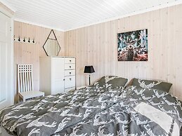 8 Person Holiday Home in Valldal