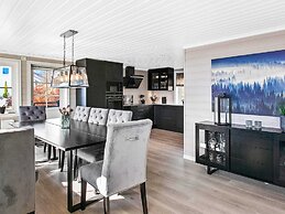 8 Person Holiday Home in Valldal